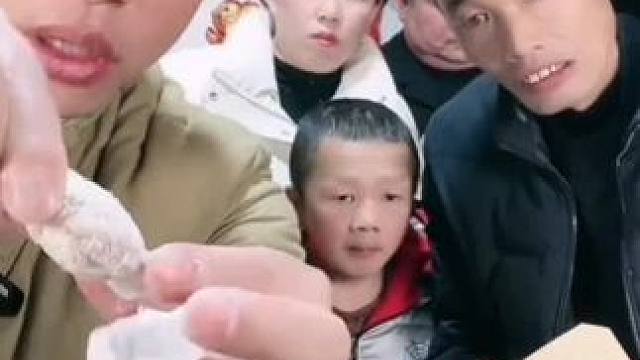 传统年货好吃红条红角口酥桔饼手工500g果子走亲戚#美味#好吃#好吃到停不下来 #好吃到爆 #爆款推