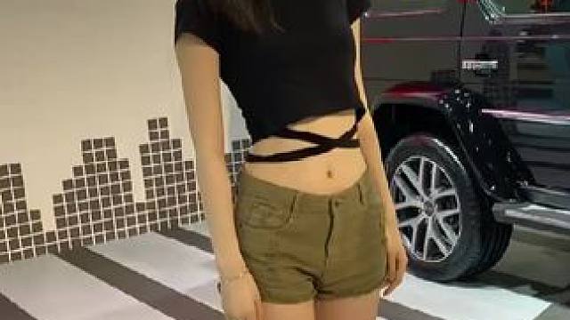 #车展模特 #模特美女 #邻家女孩 #全网笑容最治愈女孩 #精致的女孩