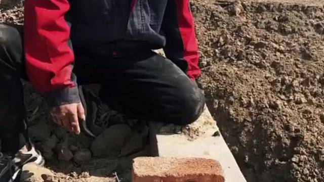 我的铁锤都舍不得这么用