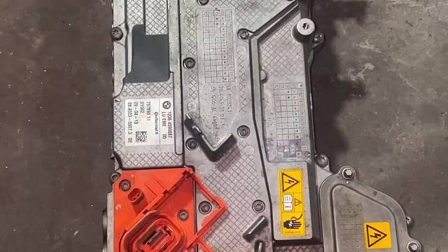 宝马7系F04逆变器 原装拆车