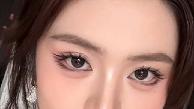 方圆脸都来化这个狐系千金妆！妆教来啦～#方圆脸妆容 #妆教 #狐系眼妆 #千金妆 #变妆