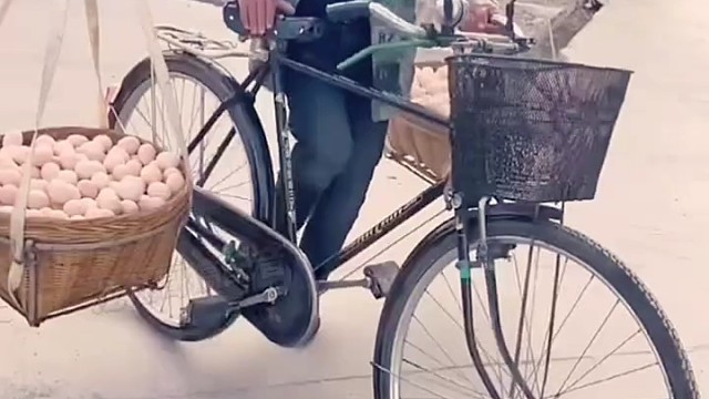 摔了十筐鸡蛋才练到这种境界