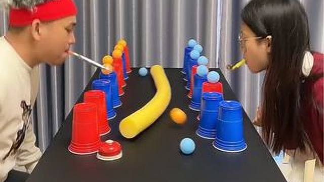 输的受惩罚#这个游戏很好玩 #趣味游戏 #桌面游戏 #搞笑  #游戏日常