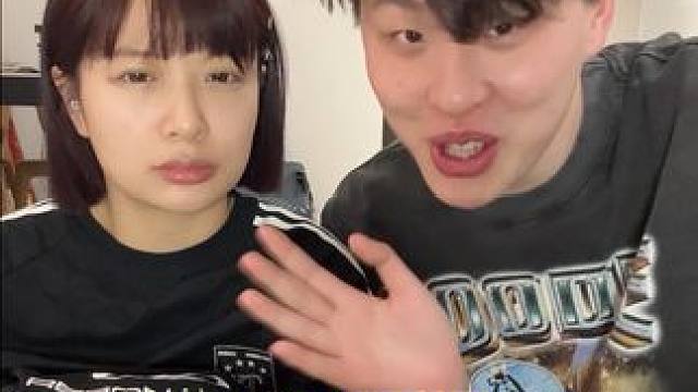 谁能在半夜拒绝碳水的快乐#情侣日常 #谁懂这一口的好吃程度 #阿宽 #阿宽土豆泥泥面