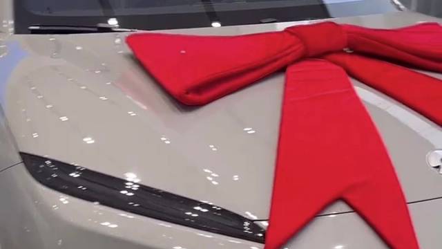 主题：我与蔚来的第一天。ET5T