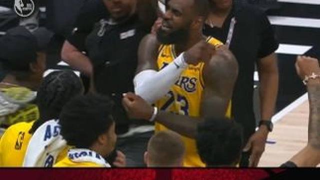 詹姆斯末节天神下凡率队完成大逆转，单节19分4助攻比快船全队得分还多#詹姆斯 #湖人逆转快船 #詹姆