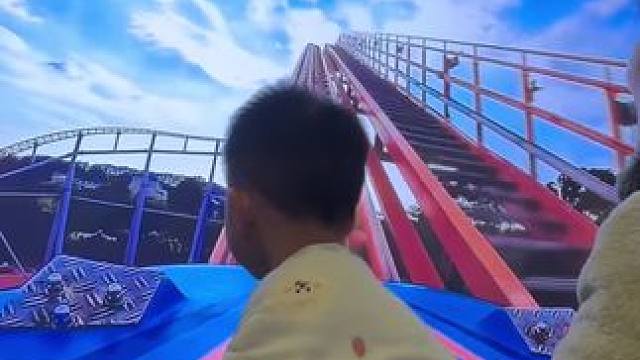 过山车第一视角笑喷一家人，搞笑又刺激 #亲子 #过山车 #过山车第一视角 #小孩子的快乐总是那么简单