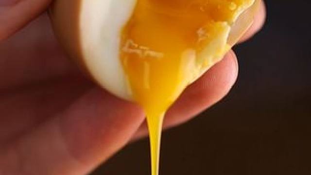 爱吃无骨鸡爪的朋友 现在不薅 真的亏！ #网红酸辣鸡爪 #好吃停不下来 #吃货福利 #零食推荐