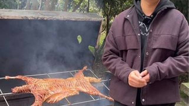 烤全羊适合各种大小型活动#真材实料才能做出好味道 #同城美食 #团建 #烧烤 #烤全羊