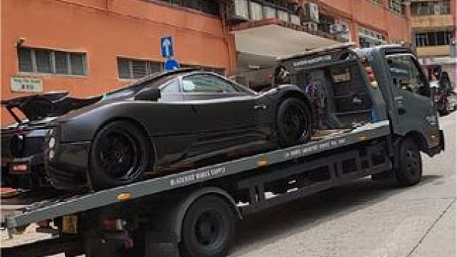 香港街头偶遇独一无二的帕加尼Zonda Absolute，跟在后面的国产电动车也是亮点！#帕加尼zo