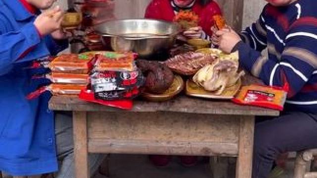 老表把我吃怕了！ 