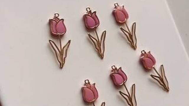 沉浸式手工制作vlog｜精致女人DIY自制郁金香耳环vlog～✨☺️ 
#手工diy #自制耳环 #