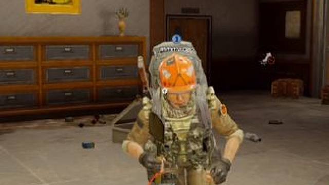 《你打状态，我去拖住他们》
