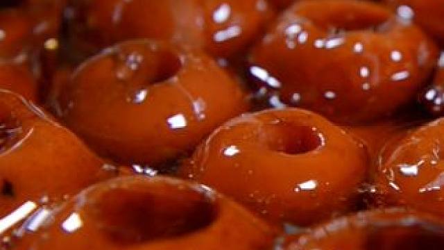 春天到了，这款美味请你务必收下。 酸甜又开胃的山楂冻，大人小孩都爱吃。#川味 #家乡美食 #唯有美食