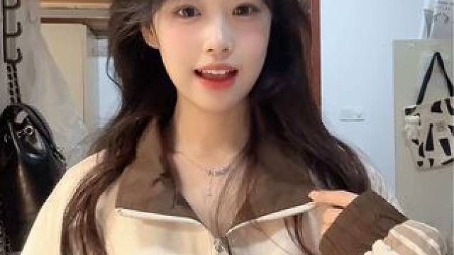 中午吃什么~
#手势舞