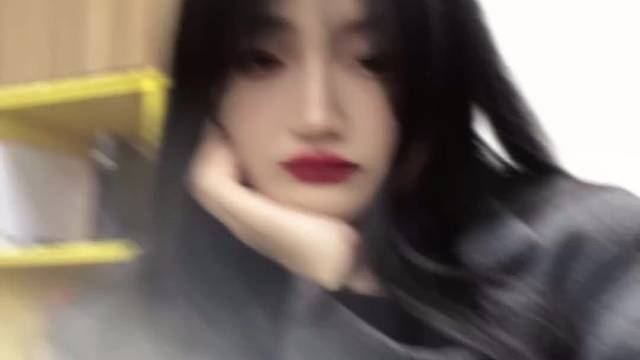 别看了。 就我了