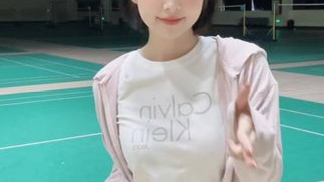 运动#一张初恋脸 #运动女孩的日常 #打羽毛球女生