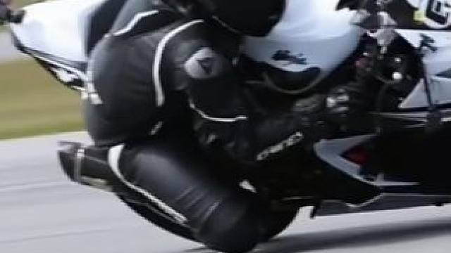 #压弯 #川崎 #贴地飞行 #封闭场地请勿模仿 #女骑