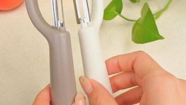 家里的蔬菜瓜果难削皮？试试这个不锈钢 #削皮刀 无论削南瓜还是甘蔗都不在话下，而且不吃肉 #家家必备