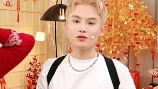 人的体态真的太重要了，体态不好的姐妹们可以冲，左点矫姿带，69元就有好体态！还送一个收纳袋#多余和毛