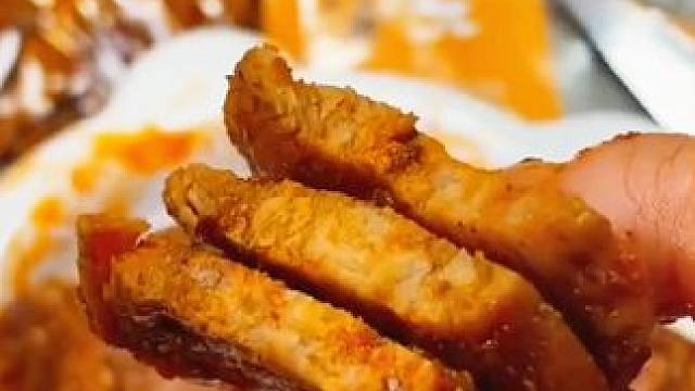 #dou上热门 【里奈零食烤面筋片网红爆款辣条童年记忆香辣解馋
零食小吃125g整包】##零食推荐 