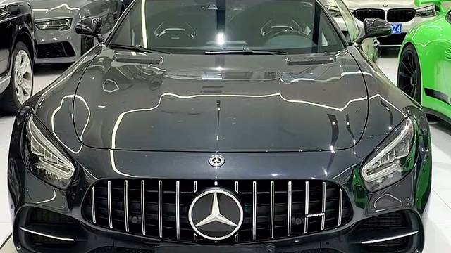 奔驰AMGGTC安装防拆抗屏蔽GPS定位防盗系统，开启屏蔽器自动锁车，换卡、抠卡、干扰锁车报警到手机