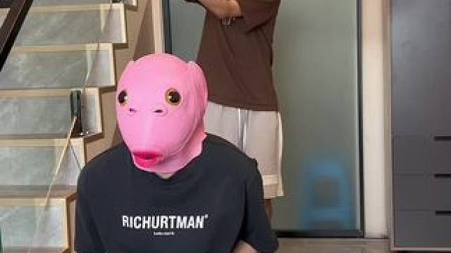 快叫你朋友来看默契挑战加强版#哈哈哈哈哈哈我要笑死了 #男人之间的快乐 #搞笑 #整活 #管不饿