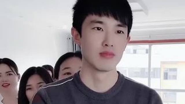 看嘴巴猜明星#看眼神就知道