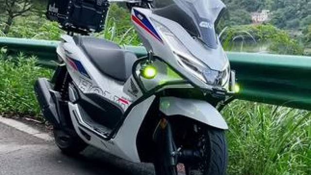 先好起来的是自己，然后才能是生活#本田PCX160