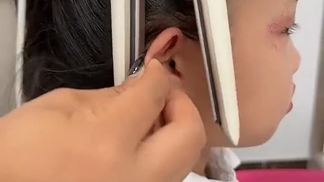 你见过这样狠心的妈妈吗？