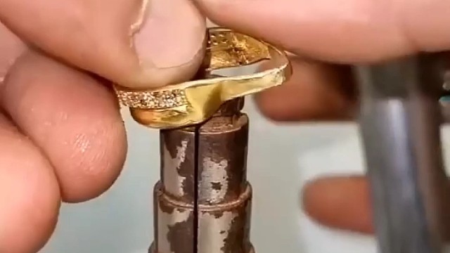 戒指的黄金纯度够高[笑cry]