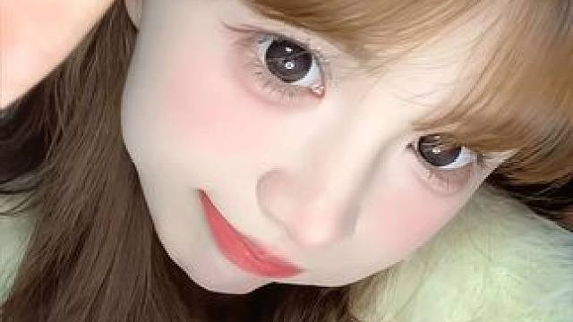 这个嘴巴子颜色我服了！#甜妹 #元气少女 #唇泥