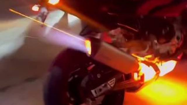 #宝马s1000rr 国产早就废了吧