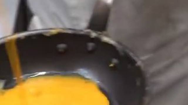 5万月薪星级大厨就是不一样，普通鸡蛋做出高级感卖38元1份，佩服 #街头 #美食猎奇