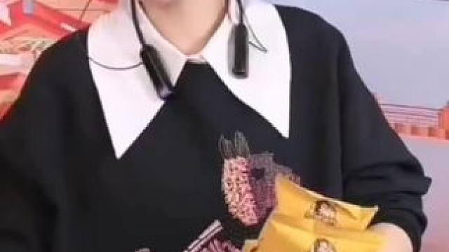 刺猬阿甘 虾味条15包 童年回忆怀旧解馋香脆网红零食整箱#好吃到停不下来 #开袋即食 #口感非常好 