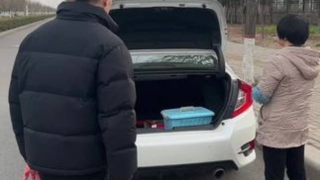 整蛊一下老妈看看