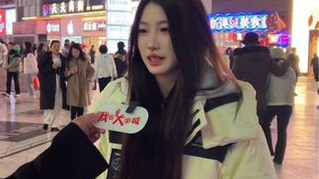 这个赛季超神的变装博主#街头采访