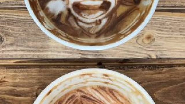 这拉花手艺绝了 #排球 #排球少年 #日向翔阳 #孤爪研磨 #咖啡拉花