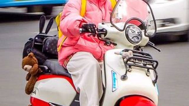 春天到了 对的人也快出现了吧～#摩托车 #爱机车爱生活 #女骑 #春暖花开奔你而来 #最酷机车女孩