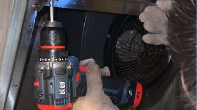 湘潭现在可以帮你清洗油烟机了 ？你家的油烟机洗过吗？没想到居然这么脏#湖南湘潭 #洗衣机清洗 #油烟