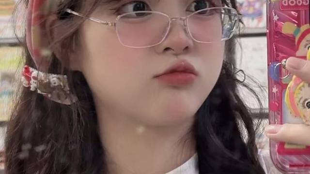 我自己做的水拓丝巾喔～