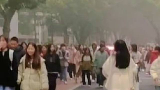 追梦赤子心#校园生活 #学生时代 #梦开始的地方 #青涩时光 #孩子们加油