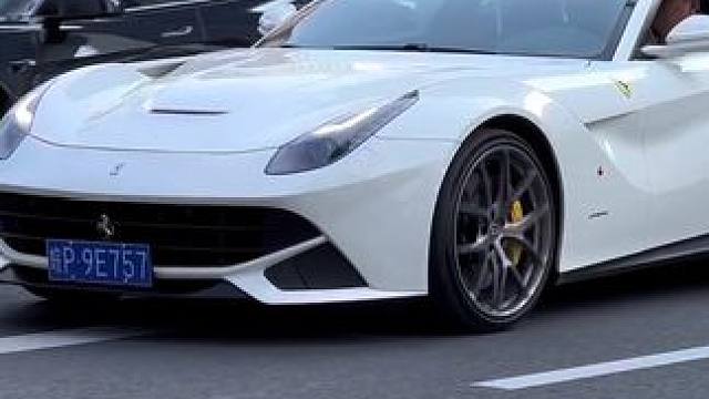 杭州街拍万象城豪车超跑2024-03#迈凯伦720s #法拉利f12 #劳斯莱斯闪灵 #法拉利f8 