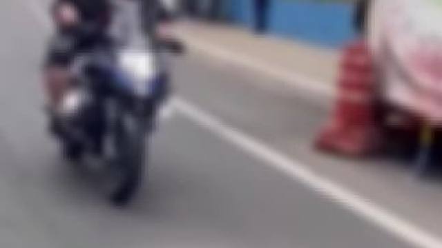 肉包铁不是假的
#摩托车 #爱机车爱生活 #机车男孩 #专业动作请勿模仿 #机车