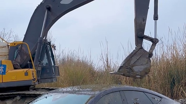 简简单单洗个车吧