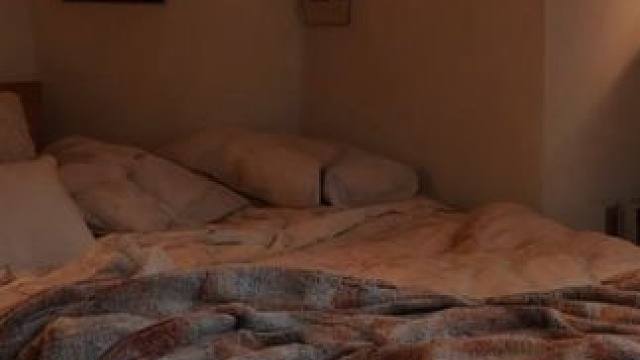 暴风雪之夜，有一间小屋供你休息，所以放松下来，在这里入睡吧 #白噪音 #助眠声音 #助眠视频