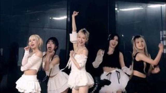 嘿嘿拍摄结束的后台cha#lookatme #twice