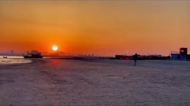 #日出东方催人醒不及晚霞懂我心 #日落沉溺于橘色的海 #总有一场日出值得奔赴 #晚霞太美了