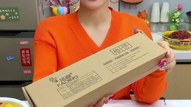 #菜刀  #手工锻打菜刀  #斩切两用刀  #家用厨房菜刀  #超便宜超划算