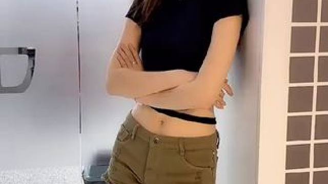 #车展模特 #模特美女 #全网笑容最治愈女孩 #邻家女孩 #精致的女孩